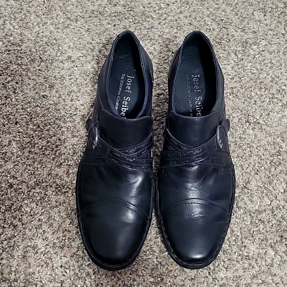Josef Siebel Genuine Leather European Comfor Shoe with Chunky Heels